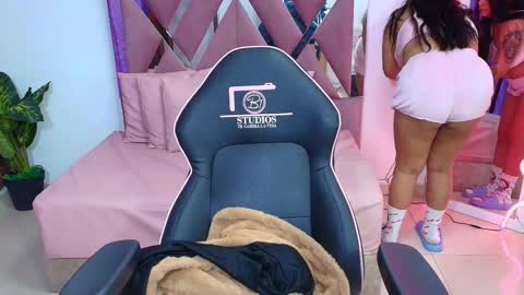 kendra online show from October 31, 3:40 am