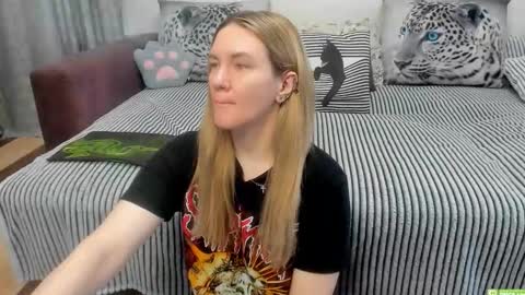 Kendra online show from May 21, 2:07 am