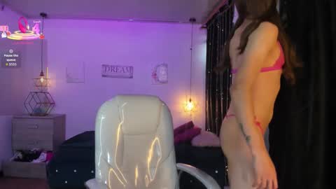 kendry_fox420_ online show from March 16, 7:40 pm