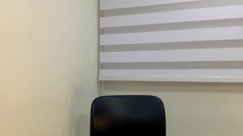 kendylove_ online show from April 20, 4:15 am