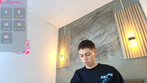 kenny_hank online show from April 1, 4:24 am