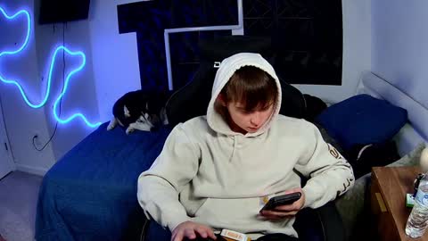 Drake online show from December 6, 3:35 am