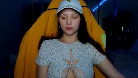 ketlinrous online show from February 3, 2:43 pm