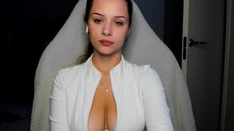 ketlinrous online show from September 14, 6:20 pm