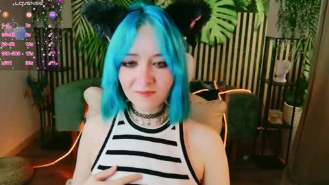 kettiejones online show from April 13, 7:56 am