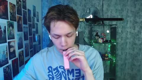 Kevin online show from April 4, 4:30 am