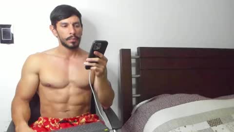 kevin_malone22 online show from September 25, 3:13 am