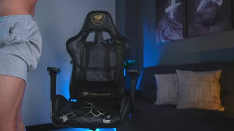 kevin montoya online show from April 18, 3:03 pm