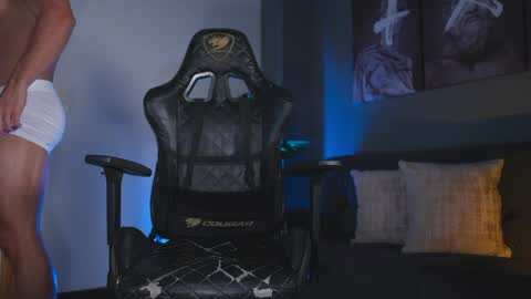 kevin montoya online show from April 5, 12:29 am