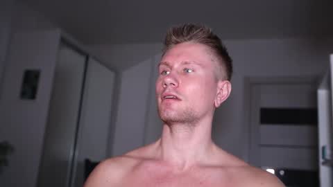 Kev online show from February 12, 5:49 pm