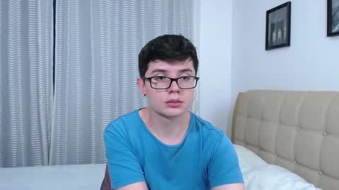 Kevin online show from October 12, 2:48 am