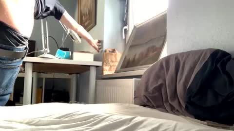 kevkev_01 online show from April 19, 5:03 pm