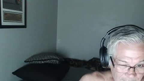 Snapshot of kevwestunder9696 chatting on March 10, 10:50 am kevwestunder9696 online show from March 10, 10:50 am