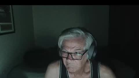 Snapshot of kevwestunder9696 chatting on October 16, 10:59 am kevwestunder9696 online show from October 16, 10:59 am