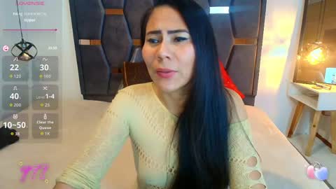 KEYLA BRUNETTE online show from May 30, 12:36 pm
