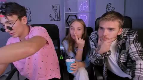 Keylas online show from October 8, 7:42 pm