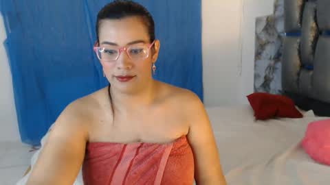 Keylli online show from March 30, 5:51 am