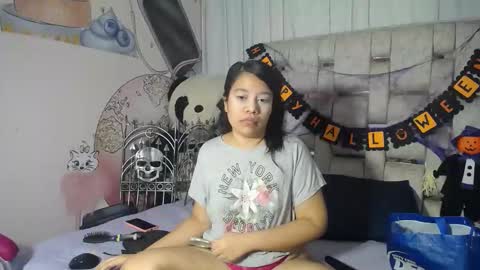 keyra_miller online show from October 23, 2:57 am