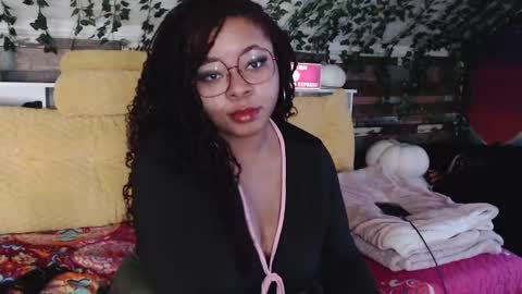 Khaya online show from February 9, 1:56 pm