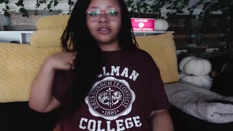 Khaya online show from February 12, 10:48 pm