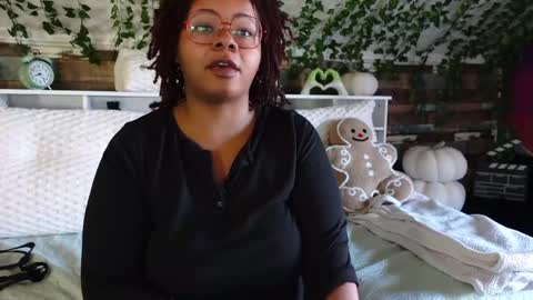 Khaya online show from March 3, 1:23 pm