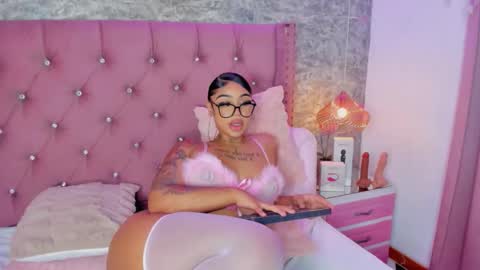 Khelany Isyy  online show from January 15, 2:04 pm