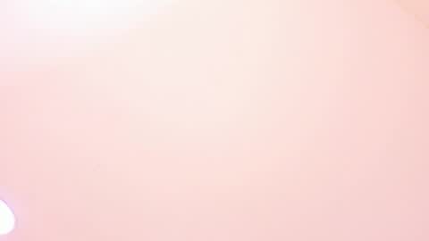 Khloe online show from February 25, 2:09 pm