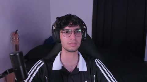 khozler_ online show from September 9, 2:33 am