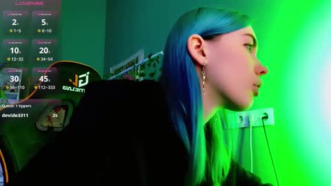 Kira online show from September 25, 9:11 pm