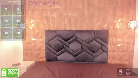 kiara_velvet__ online show from January 14, 8:17 pm