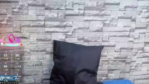 Kiara Zahiri online show from November 27, 11:51 am