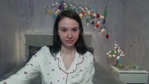 Kara online show from April 12, 5:39 pm