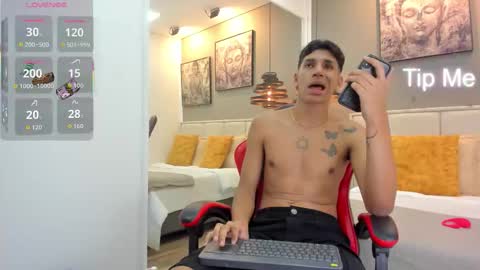 Kieran Derek online show from November 20, 3:49 am