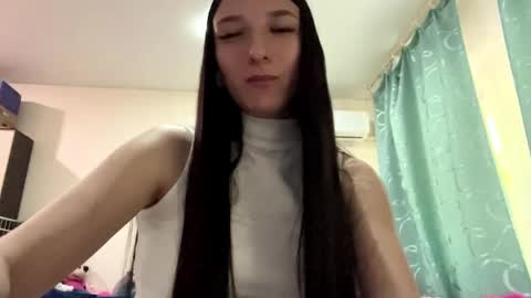 Lea online show from May 12, 7:39 am