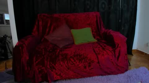 Kizuky online show from November 14, 5:15 pm