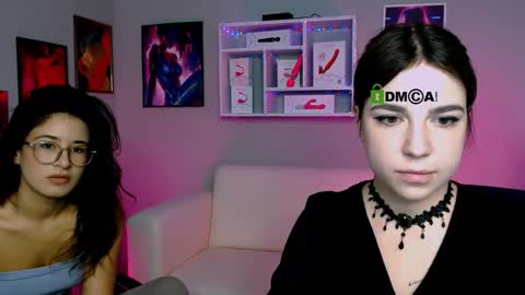 Snapshot of kiki_yourlove chatting on October 18, 12:31 pm Kira online show from October 18, 12:31 pm