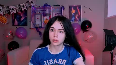 Snapshot of kiki_yourlove chatting on October 24, 9:21 am Kira online show from October 24, 9:21 am