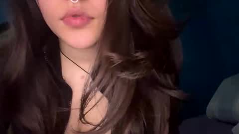 kikilove15 online show from June 5, 3:13 am