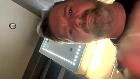 William online show from March 9, 6:34 pm