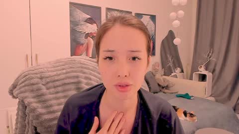 Yun online show from September 25, 4:03 pm