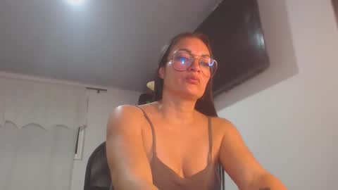 killey online show from February 19, 12:10 am