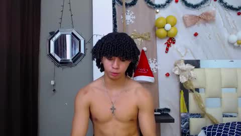 KIM online show from December 20, 4:36 pm