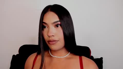 kim_mouth17 online show from May 30, 5:28 am