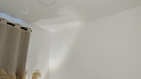 Kim Murphy online show from April 7, 11:45 am