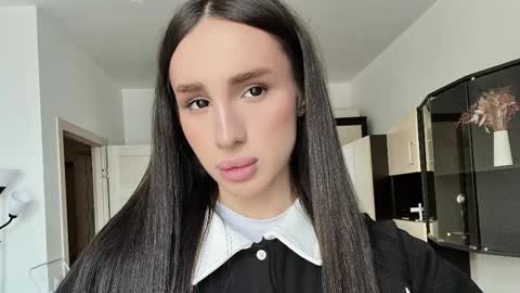 Kim Oberlin online show from March 27, 11:55 am