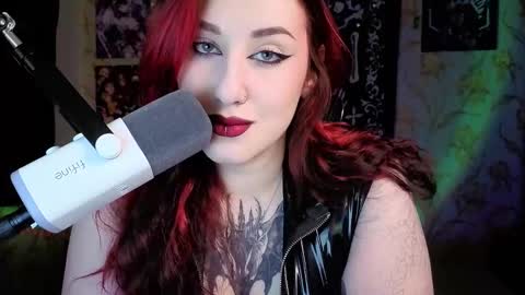 Hi Im Kimberly but u can call me Kim. Turn on ur sound i love to talk and moan online show from November 14, 8:16 am