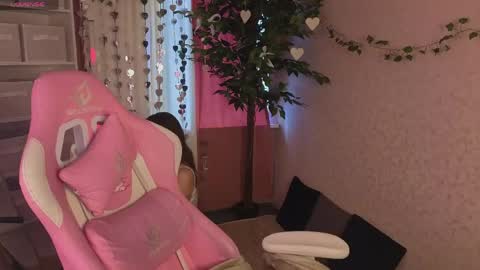 Kim online show from March 24, 9:26 am