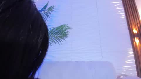 kimberly gonzalez online show from September 17, 4:05 am