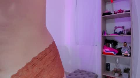 kimberly_thonson online show from January 9, 7:41 pm