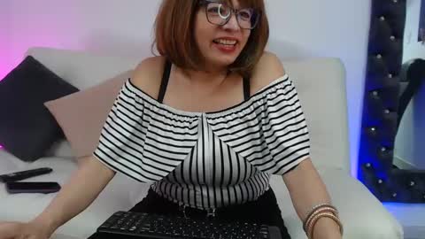 Kimberly online show from January 23, 11:05 pm